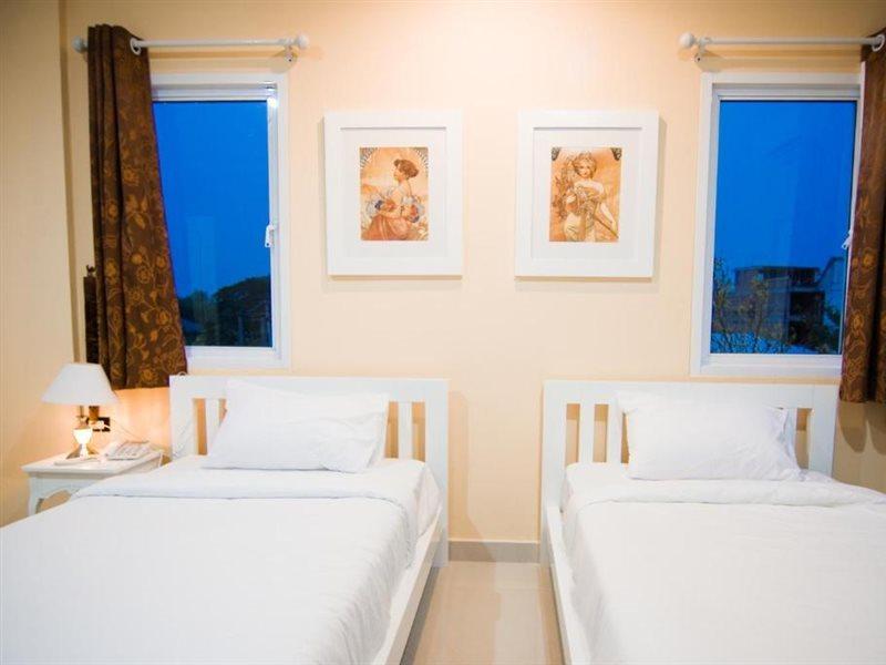 Boonsiri Boutique Hotel Sisaket Kültér fotó