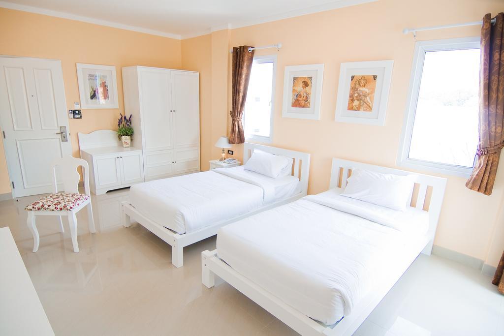Boonsiri Boutique Hotel Sisaket Kültér fotó