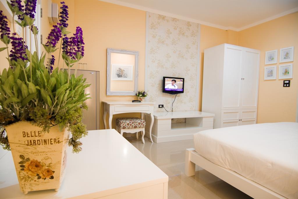 Boonsiri Boutique Hotel Sisaket Kültér fotó